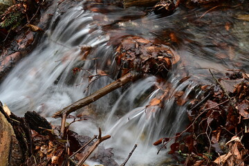 fließendes Wasser mit Cascade