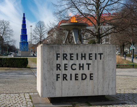 Mahnmal Am Theodor Heuss Platz