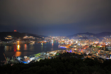 Obraz premium nagasaki night view of the city 長崎