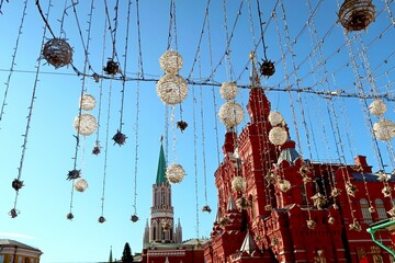 Street decoration against the backdrop of the Moscow Kremlin.