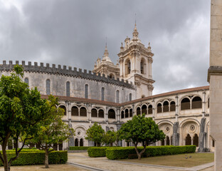 Fototapeta na wymiar cloister and church of the Alcobaca monastery
