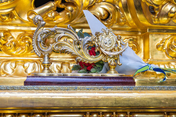 Detail of the  knocker (llamador) to give an order to the costalero bearers under the platform