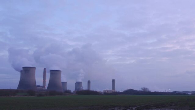 Didcot Power Station evening time lapse Pro Res 4:2:2