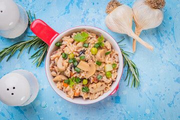 Risotto with mushrooms ande vegetables