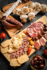 Charcutierie board with various cold cuts