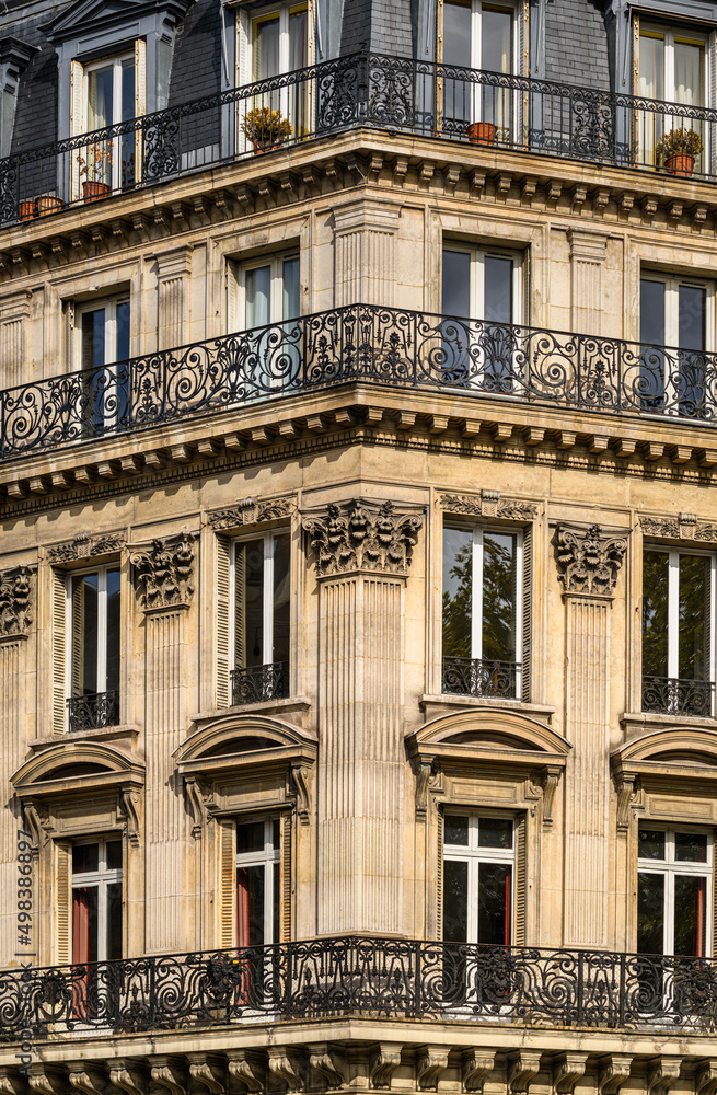 Poster Parisian facade