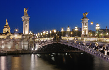 Alexander III bridge at night