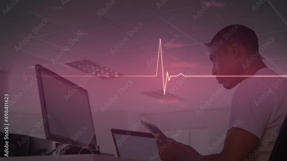 Aufkleber animation of lifeline over men using computer
