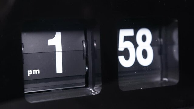 24 hours flip clock in time lapse