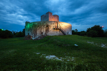 Fototapeta na wymiar Monfalcone Fortress from Bronze Era