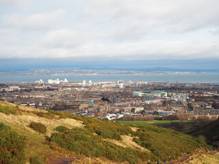エディンバラの丘から見た街並み