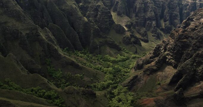 drone shot of Hawaii na Pali coast