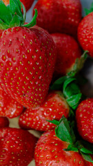 saucer strawberries