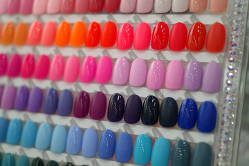 Nail art parts are prepared by color.