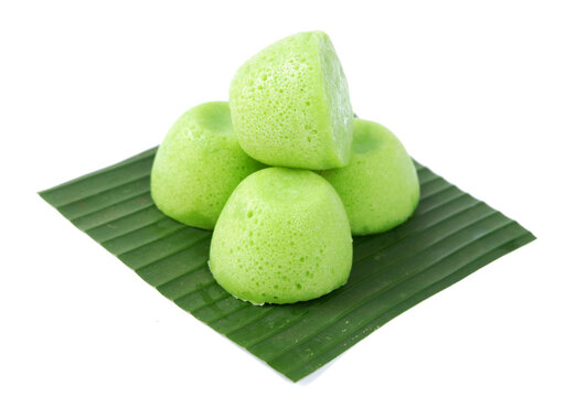 Photo of Apam Kampung Perisa Pandan, a Malaysian dessert, isolated on a white background