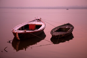 Atardecer en el Río Ganges
