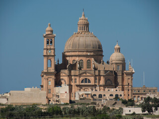 Fototapeta na wymiar Die Insel Gozo im Mittelmeer