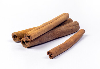 cinnamon sticks isolated on white background