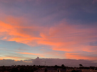 Obraz premium sunset over the city