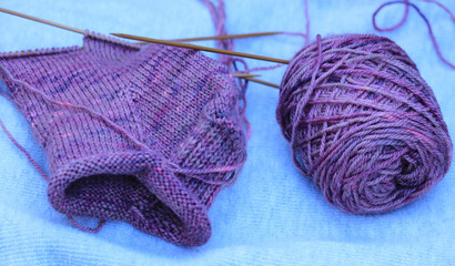 knitting yarn and knitting needles