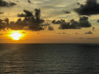 Obraz premium sunset over the sea