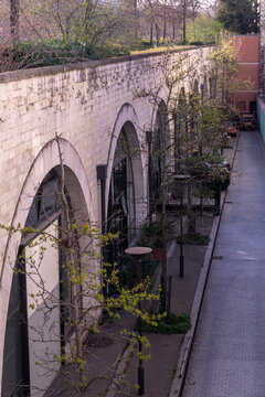 La Promenade Plantee - Viaduc Des Arts Paris, France