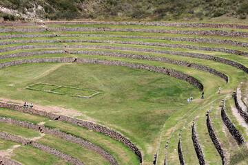 sítio arqueológico de Moray, no Vale Sagrado dos Incas, com terraços agrícolas. Cada um dos...