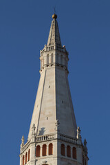 Fototapeta na wymiar Tower of Ghirlandina (Garland), Modena, Emilia-Romagna, Italy, romanesque architecture