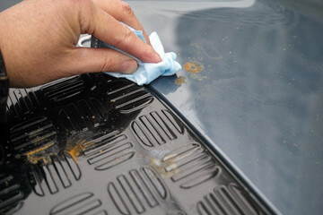 removing dirt from a car