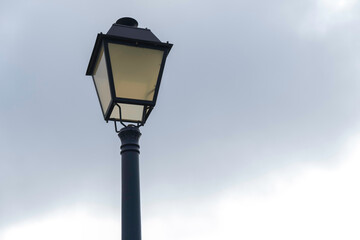 Fototapeta na wymiar Vintage lamp in the park