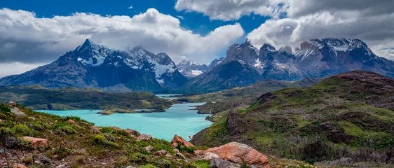 Velours gordijnen Cuernos del Paine Cuernos del Paine, Lake Pehoe, Nationaal Park Torres del Paine in Chileens Patagonië, Chili