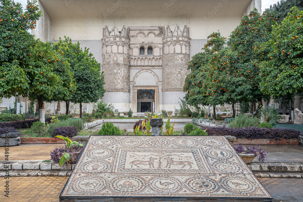 Wall mural Entrance gate to the National Museum, Damascus, Syria