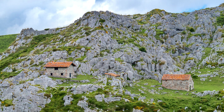 Collado Pand&eacute;bano, Mountain Range, Picos de Europa National Park, Asturias, Spain, Europe