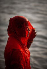 Baño en el rio Ganges 