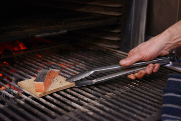 saumon au four en préparation