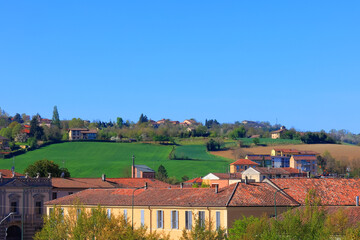 Fototapeta na wymiar collina ed difici di casale monferrato, italia, hill and buildings of casale monferrato, italy 
