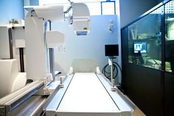 Fototapeta na wymiar Digital medical imaging center radiology room.