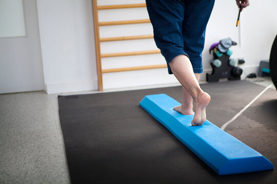Physiotherapy: balance exercises for vestibular rehabilitation.
