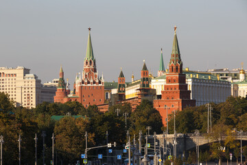 Obraz premium Moscow Kremlin, Russia. Panoramic view of the famous Moscow center. Beautiful cityscape of the old Moscow city