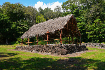 Fototapeta na wymiar Wooden traditional hawaiian house at the Pipiwai Trailhead in the Haleakala National Park on the road to Hana, east of Maui island, Hawaii, United States