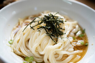 つやつやの手打ちさぬきうどん