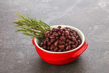 Vegan cuisine - black kidney in the bowl