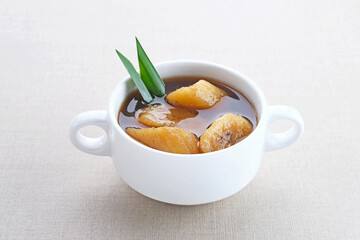 Setup Pisang is Indonesian traditional dessert made of banana, palm sugar boiled with cinnamon, pandan leaves and cloves. 
