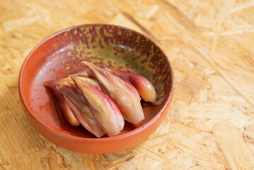 ミョウガの甘酢漬