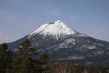 Fototapeta premium Mount Oakan in Hokkaido, Japan with snow