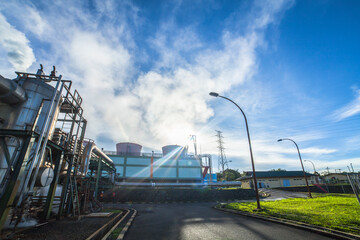 Electrical power generation plant with blue sky
