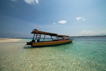 Fototapeta na wymiar Boats at the coast of Gili Trawangan, Lombok Indonesia