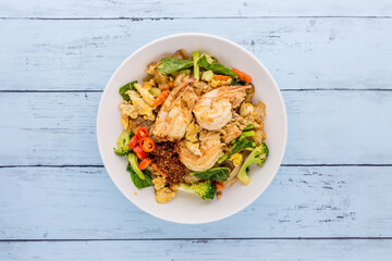 Fried Noodle in Soy Sauce with Prawns