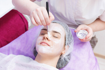 Carboxytherapy for the face. Almond face peeling.
