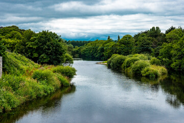 Fototapeta na wymiar Fluss durch Mallow in Irland - Luftbild